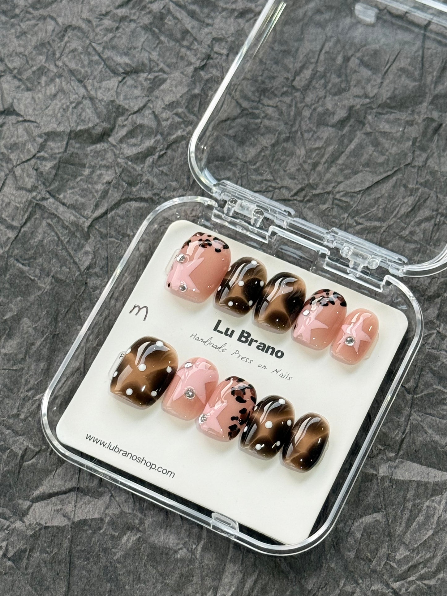 Retro Leopard Star Nails | Short Square Shape | Vintage Color Palette | Perfect for Everyday Work & Life