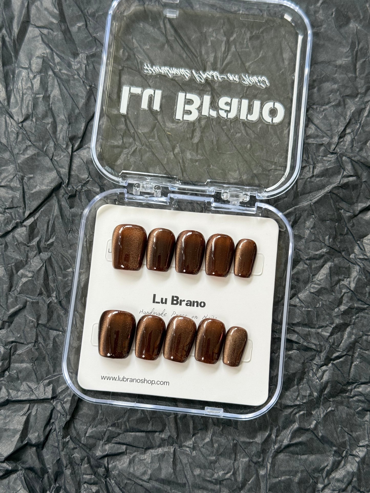 Classic Brown Cat Eye Nails