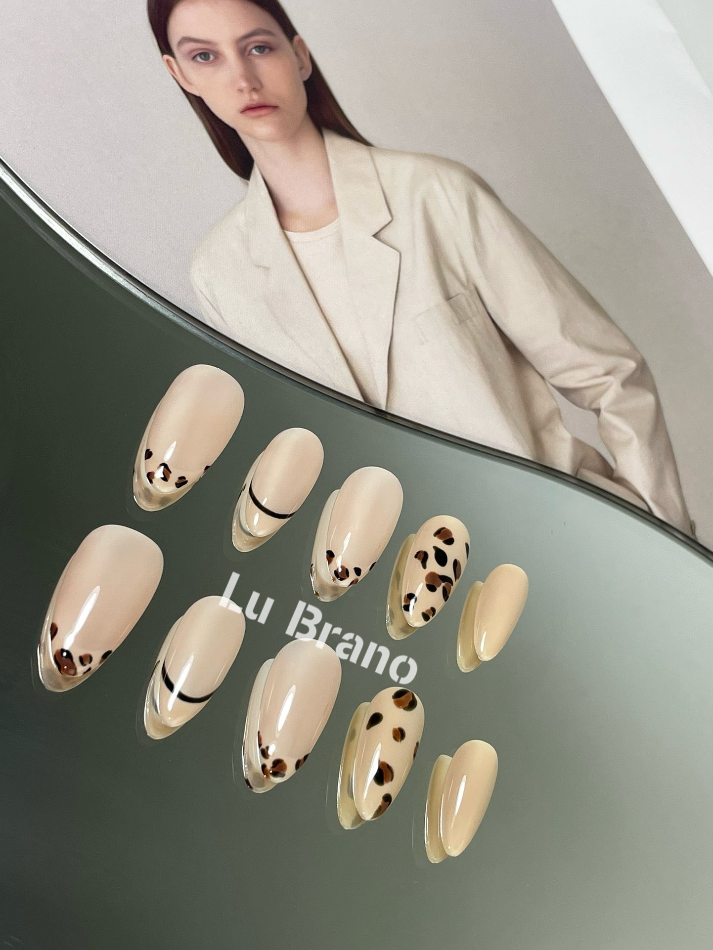 Milky Leopard French|Cute|Milky White|Adorable Leopard Print