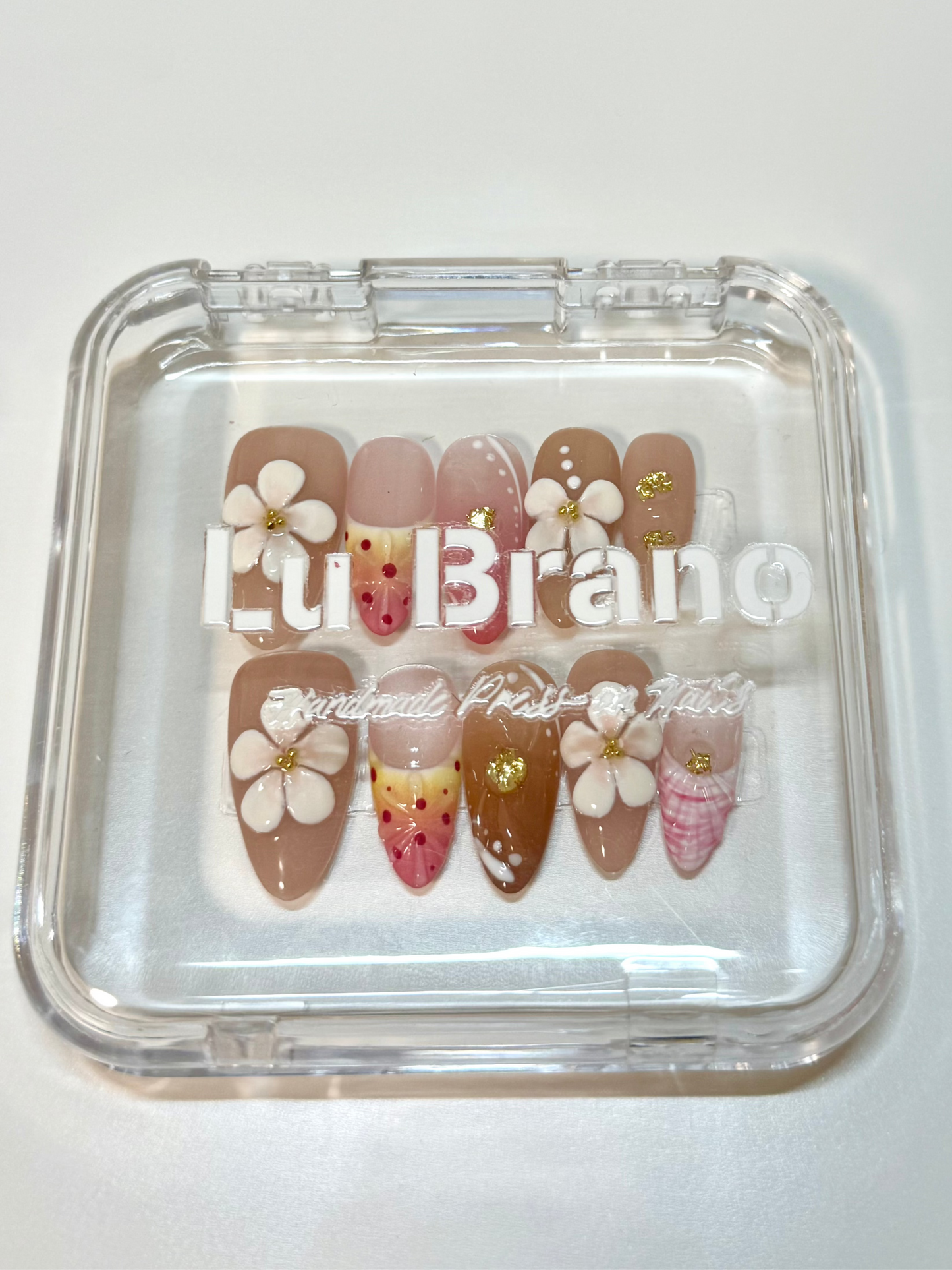 Blossom in Spring | Handmade Press-On Nails | Almond Shape | Soft & Delicate