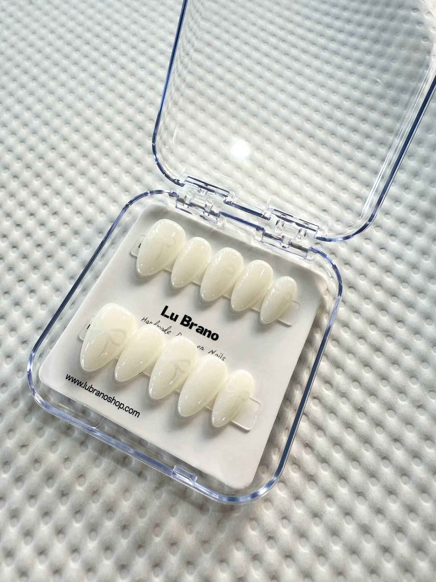 Jennie-Inspired Butterfly Bow Nails | Simple | Adorable