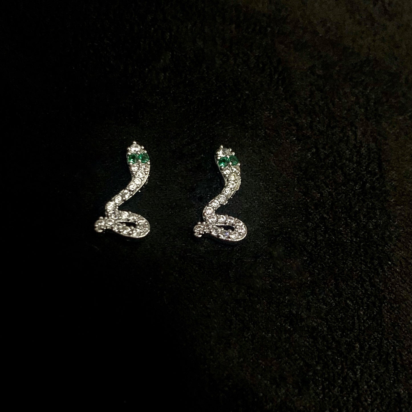 little snake nail charms- - Exquisite and high quality nail charms