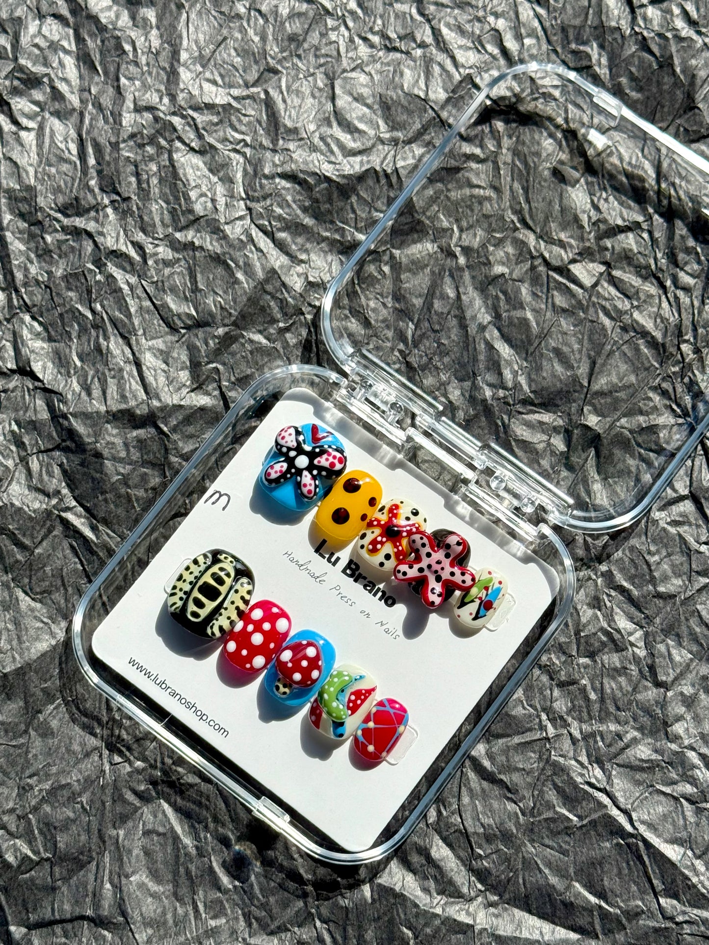 Polka Dot Design Nails