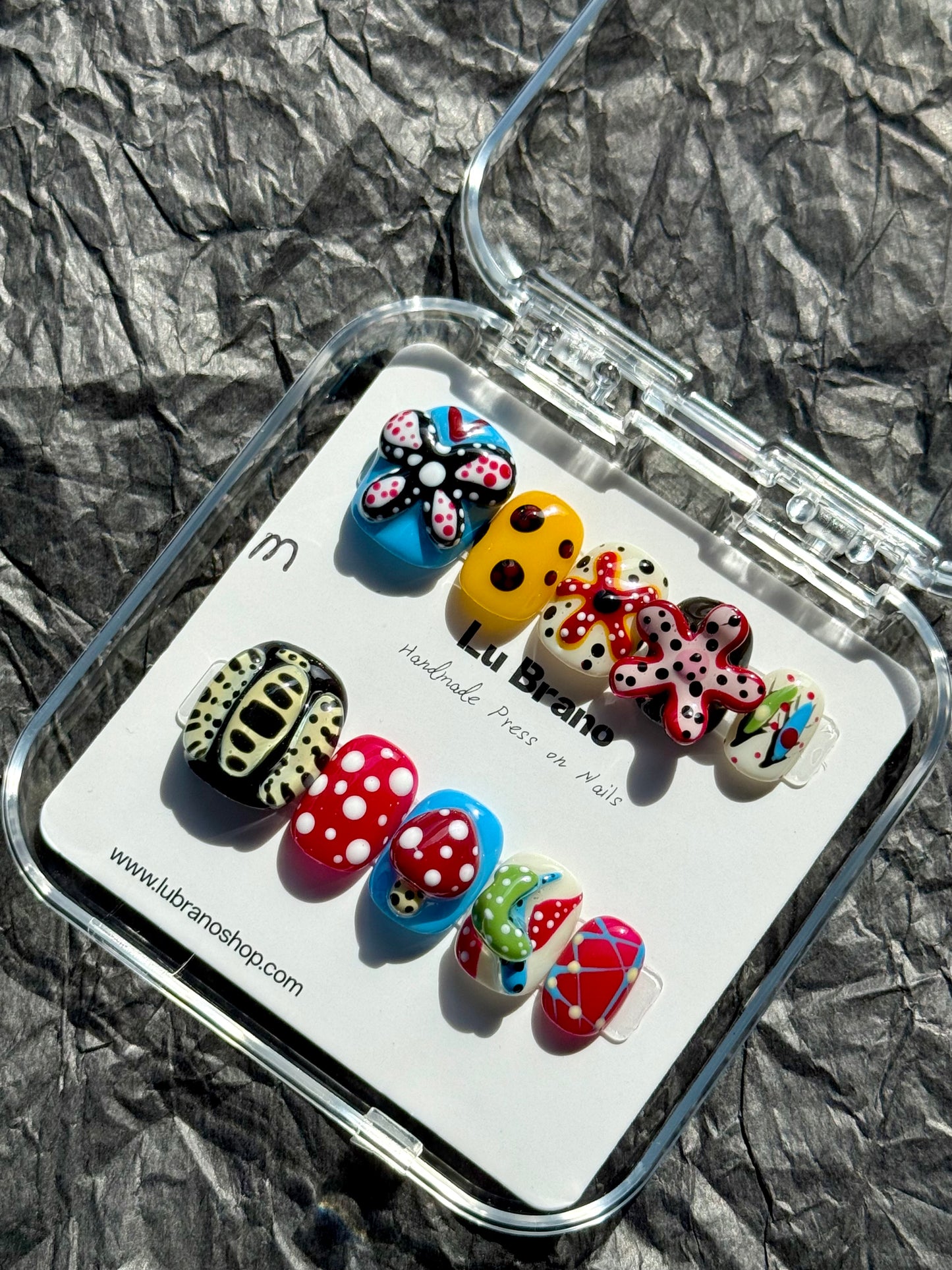 Polka Dot Design Nails