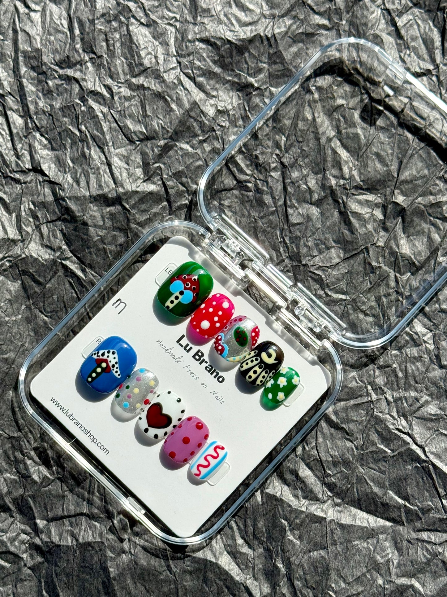 Polka Dot Design Nails