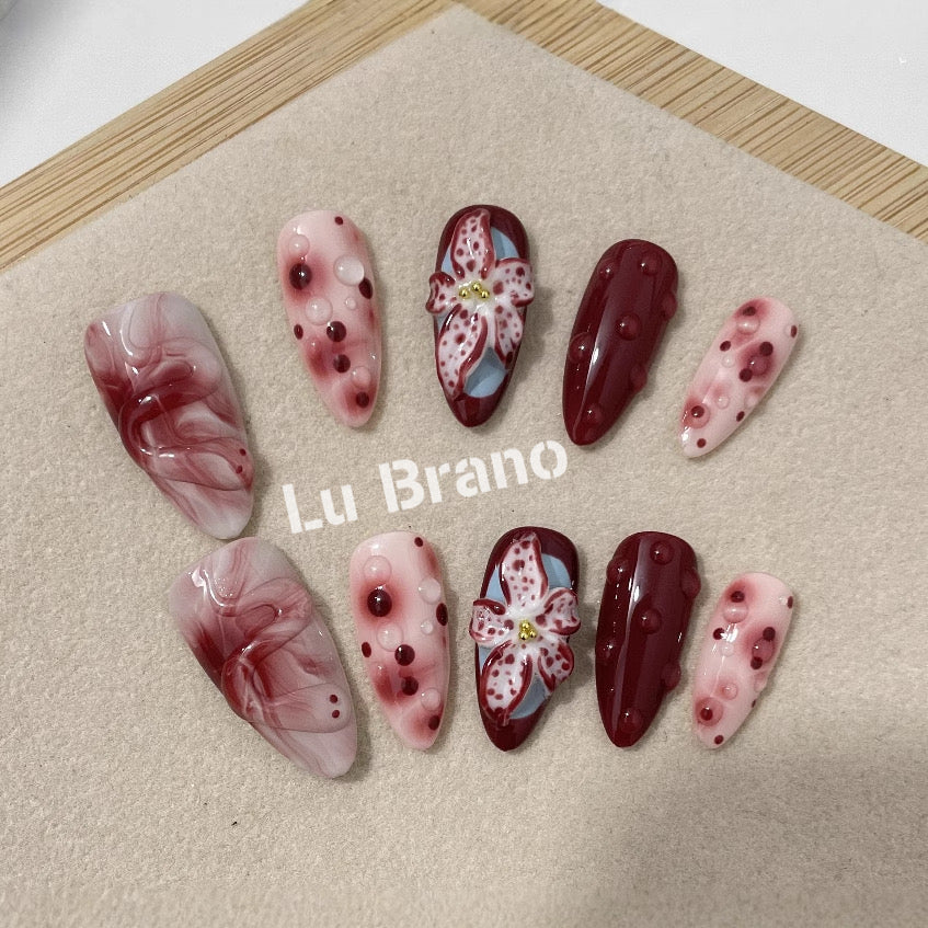 Red Vintage 3D Floral Nails | Retro Style | Exquisite | Elegant | Unique Design