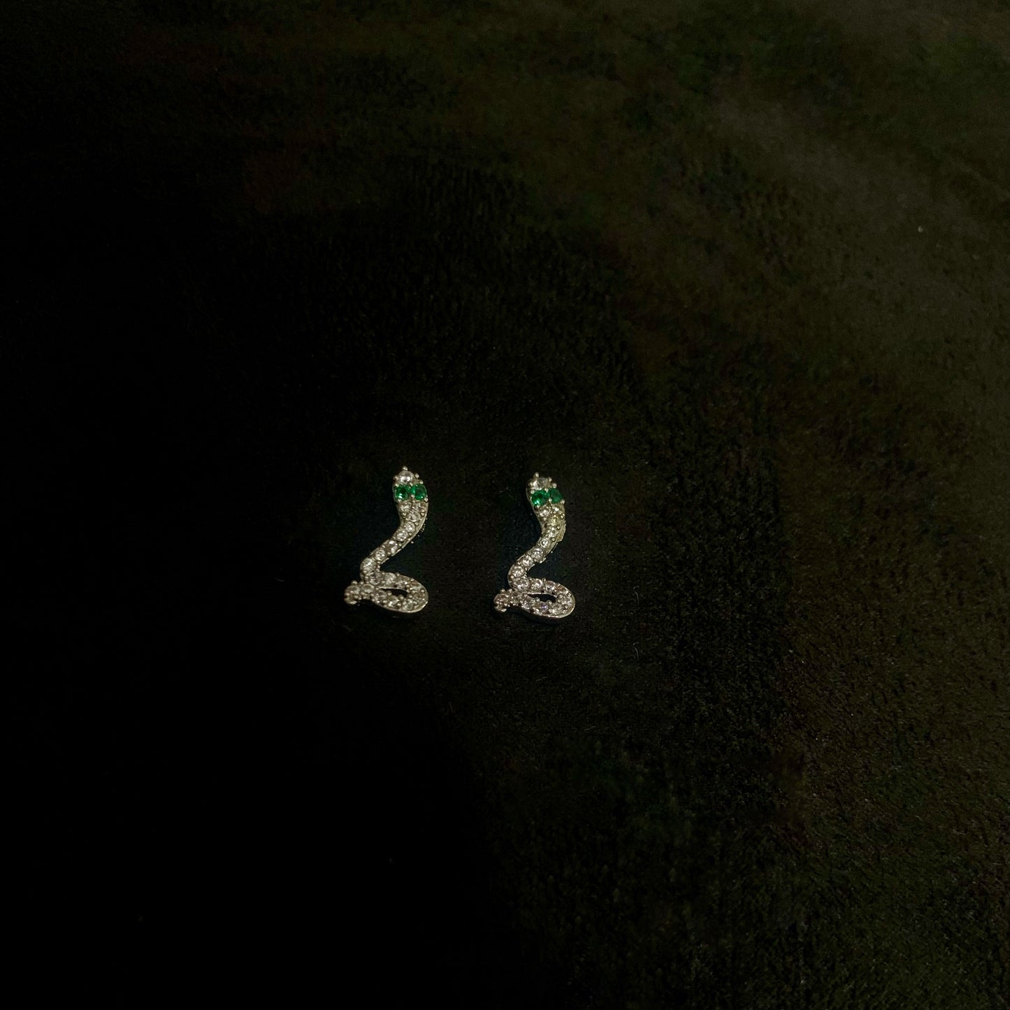 little snake nail charms- - Exquisite and high quality nail charms